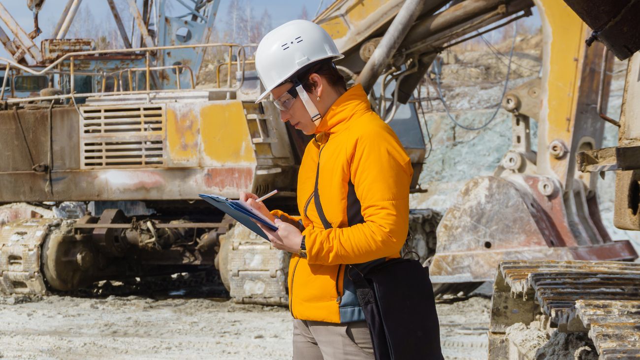 Hasta 17 millones de pesos: Estos son los sueldos que pueden ganar los ingenieros que trabajan en minería