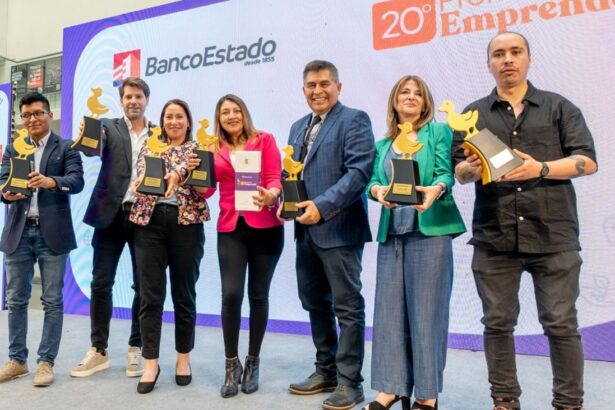 Más de 50 MiPyMes de todo Chile son reconocidas por BancoEstado con el Premio Emprende 2024