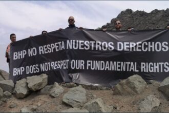 Dirigentes de sindicato de BHP se manifiestan en visita de inversionistas