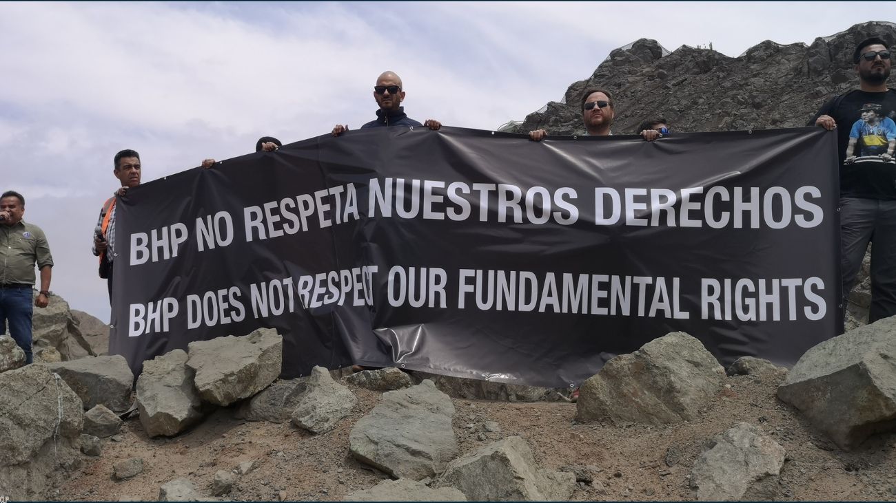 Dirigentes de sindicato de BHP se manifiestan en visita de inversionistas