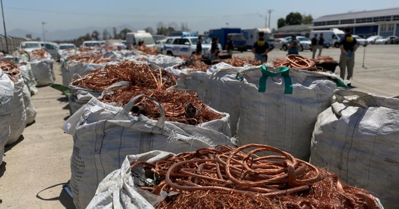 Avance de ley contra robo de cobre: sanciones y medidas urgentes.