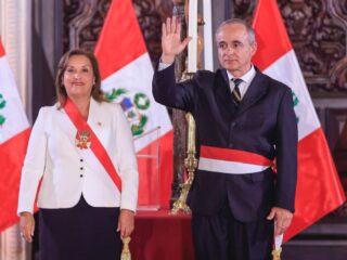 Perú: Nuevo ministro de Minas y Energía Jorge Montero asume cargo.