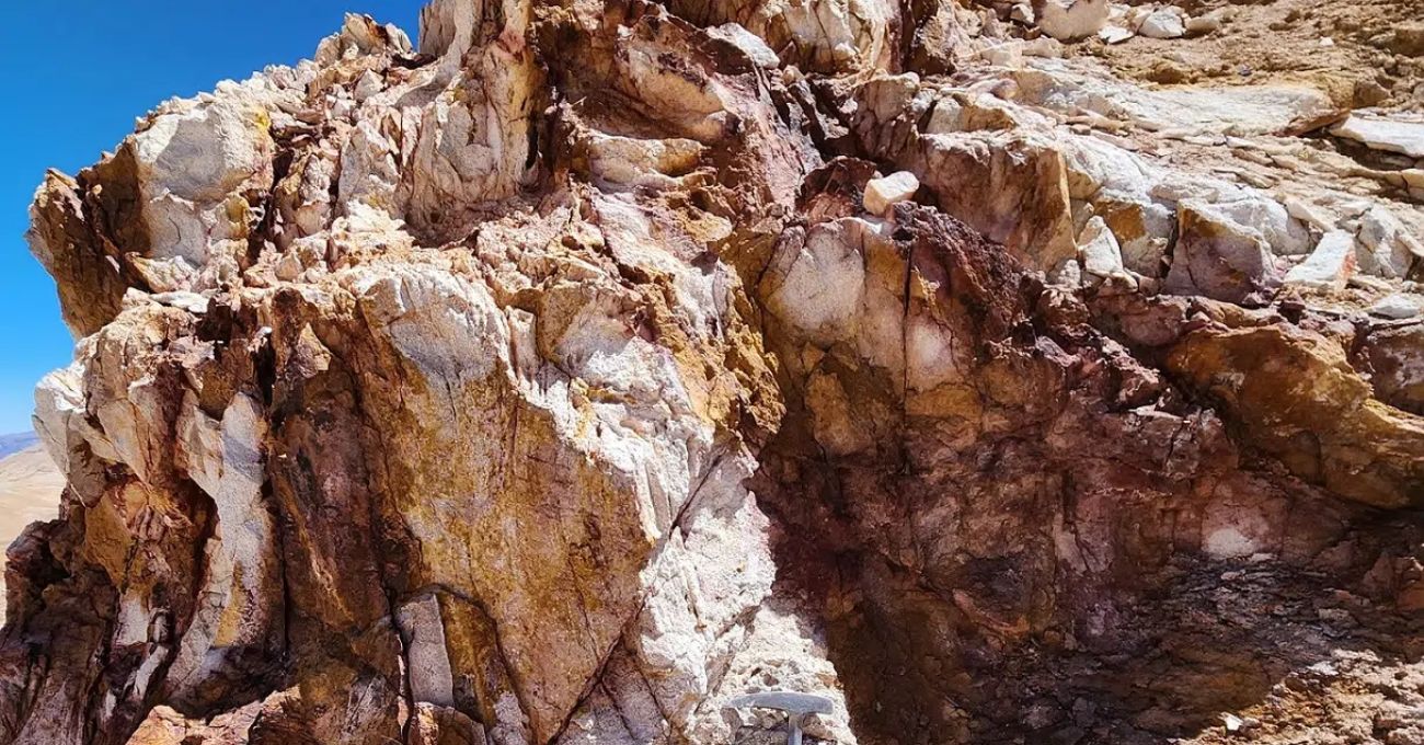 Torq Resources y Gold Fields firman acuerdos definitivos de ganancia en el proyecto Santa Cecilia