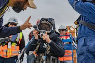 Leslie Parra, Primera Mujer Mantenedora Submarina en Minera Centinela, Protagoniza Simulacro de Rescate en Chile