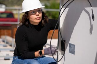 Programa de Mentorías de SERC Chile Empodera a 32 Mujeres en el Sector Energético Solar