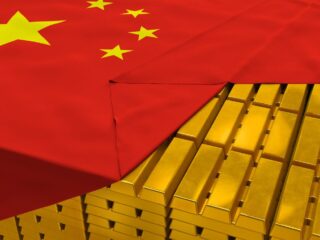 Banco Central de China reanuda compras de oro y fortalece estrategia de diversificación tras pausa de seis meses