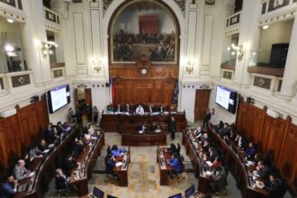 Senado avanza en proyecto de ley para agilizar autorizaciones sectoriales y fomentar inversión en Chile