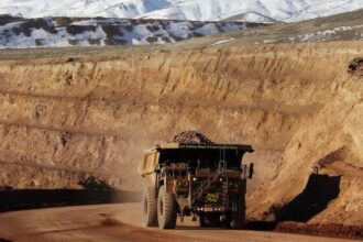 Newmont Corp. anuncia nuevos despidos en su estructura corporativa para optimizar costos y mejorar eficiencia