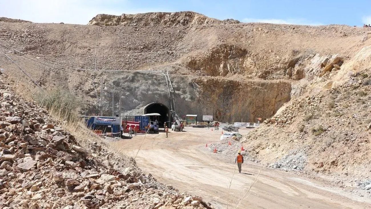 Austral Gold reactivará planta de Casposo y procesará minerales de Hualilán tras acuerdo estratégico