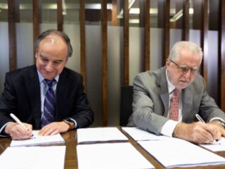 Cámara de Diputados de Chile investiga acuerdo opaco entre Codelco y SQM sobre explotación de litio en Atacama