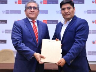 Pan American Silver y Mineros Artesanales en Perú Firman Contratos Históricos para la Formalización y Convivencia Minera