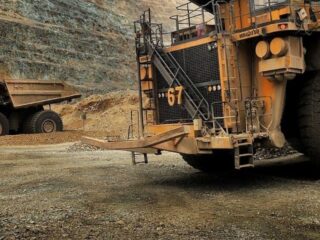 Codelco abre licitación para obras clave en División El Salvador, Chile: Oportunidad para empresas de construcción minera