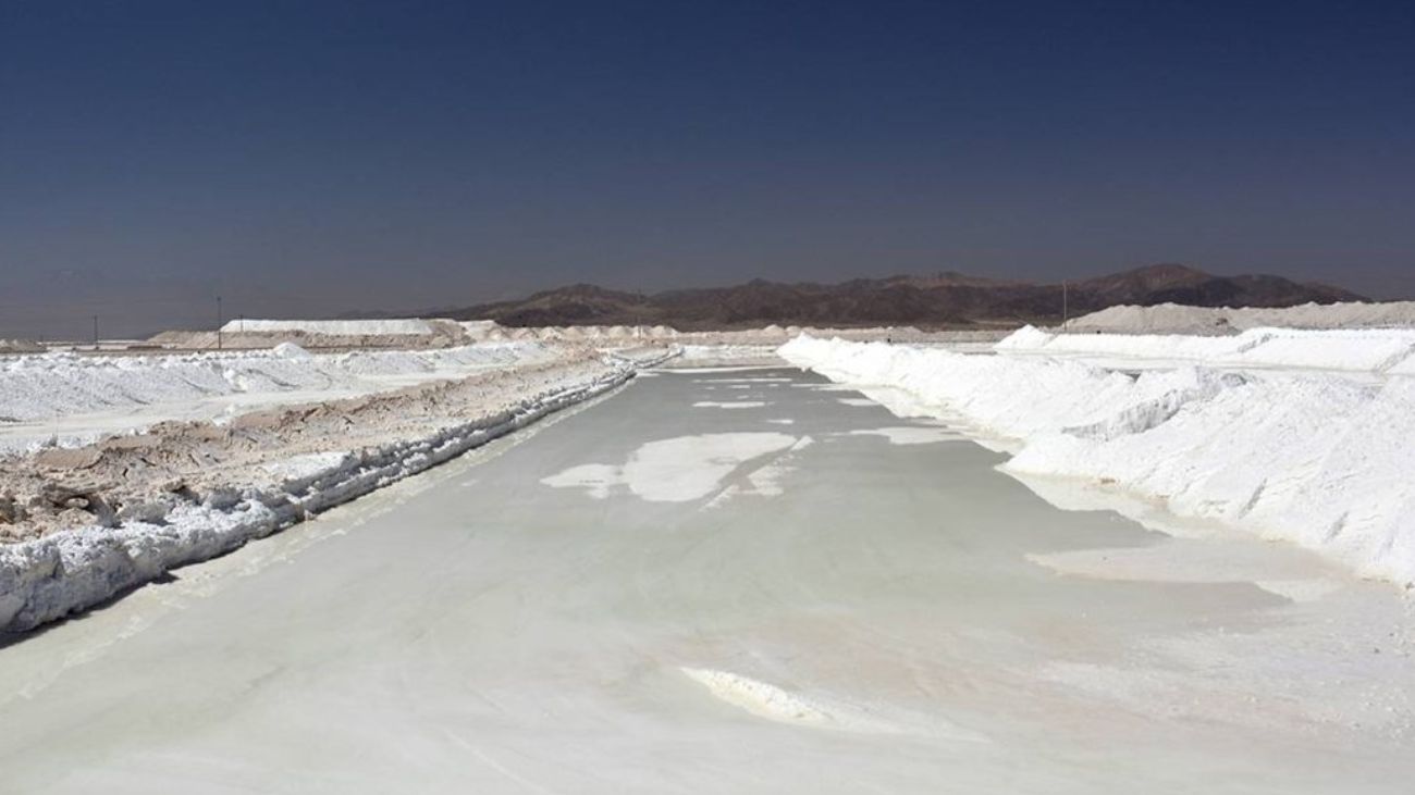 Chile investiga acuerdo de litio entre Codelco y SQM: Comisión Especial busca transparencia en explotación del Salar de Atacama