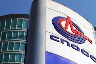 CNOOC vende operaciones en EE.UU. a Ineos por $2.000 millones, fortaleciendo la expansión global de la británica en el sector energético