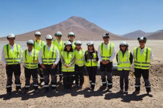 Collahuasi Impulsa el Futuro Minero: Nueva Generación de Ingenieros se Capacita en Innovador Programa de Entrenamiento