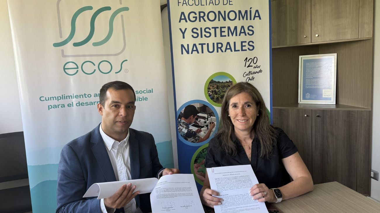 ECOS Chile y Universidad Católica firman convenio para impulsar investigación y formación en sostenibilidad ambiental