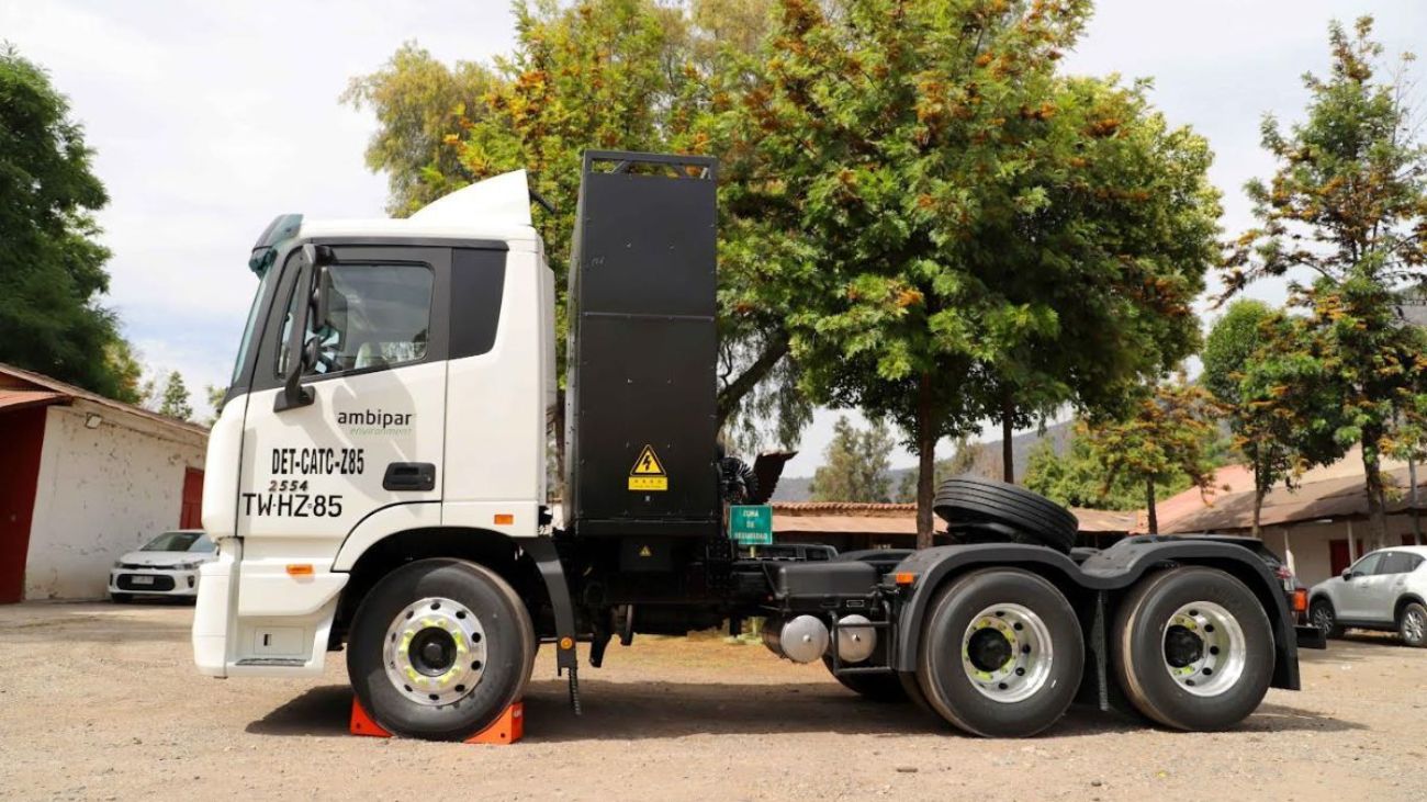 Codelco División El Teniente innova con camión eléctrico para transporte de chatarra: un paso adelante en la sostenibilidad minera