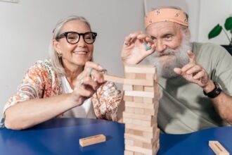 Descubre Cómo Obtener el Bono Bodas de Oro en Chile: Requisitos y Proceso para Parejas con 50 Años de Matrimonio