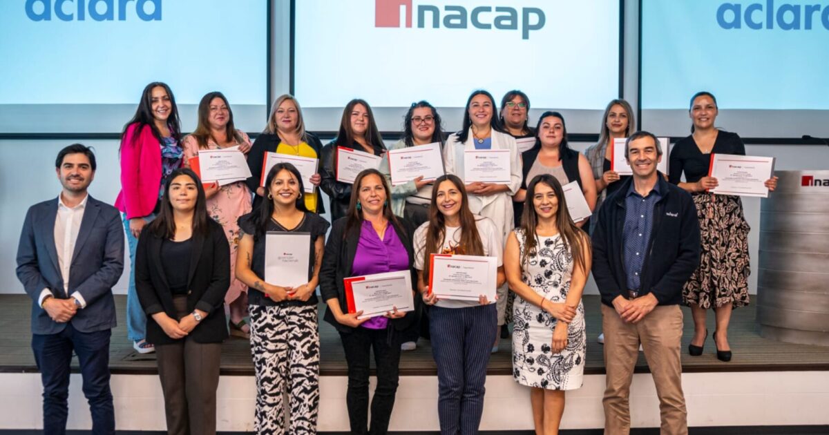 Mujeres de Penco se capacitan para insertarse profesionalmente en el mundo industrial