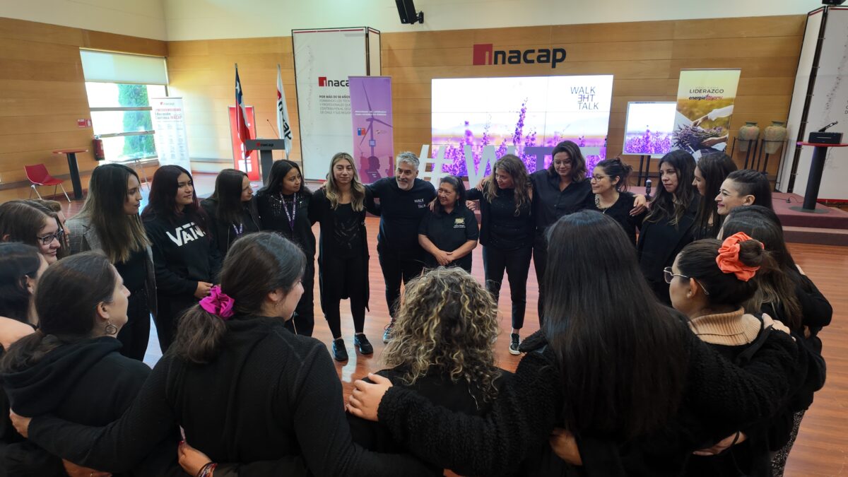 Mujeres de la Región de La Araucanía se Prepararon Para Asumir el Liderazgo en Transición Energética