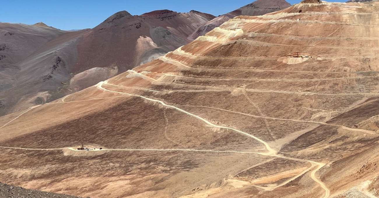 Aspectos destacados: Proyecto Valeriano revela un pozo con mineralización de alta ley