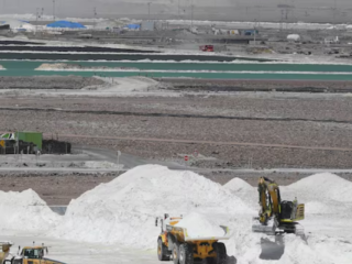 Corte rechaza amparo económico contra Codelco por litio: abogado apelará fallo.