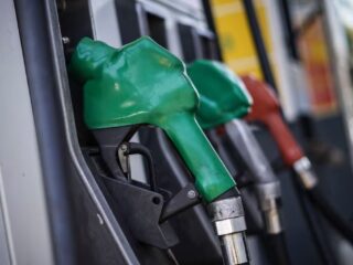 Nueva alza en el precio de la bencina: cuánto subirán los combustibles desde este jueves