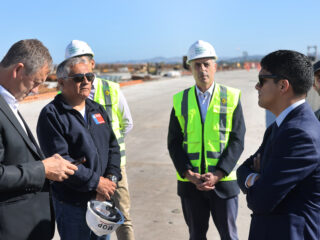 Puente Industrial recibe visita del Presidente Boric y alcanza 83% de avance