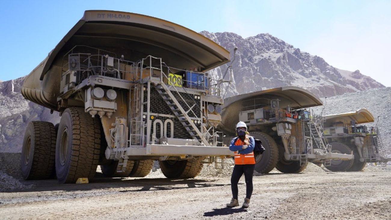 Minera Los Pelambres Impulsa el Futuro Laboral en Choapa con su Innovador Programa Aprendices Mina