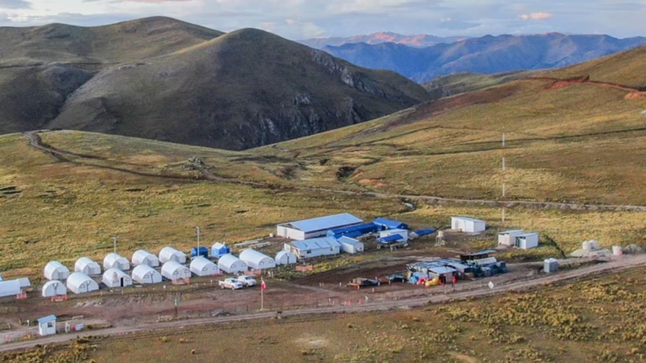 Resultados Prometedores en el Proyecto Khaleesi de C3 Metals Revelan Expansión en Mineralización de Cobre y Oro en Perú