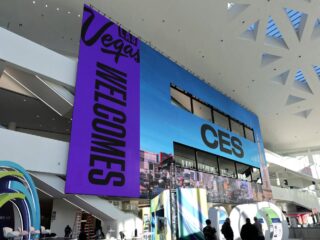 CES 2025 Desvela Innovaciones: Vehículos Voladores, Autónomos y Eléctricos Solares que Prometen Transformar la Movilidad