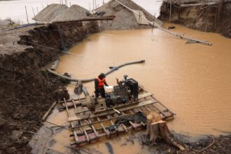 Perú Fortalece Lucha Contra Minería Ilegal: Creación de Amcomi Promete Resultados Tangibles en 2024