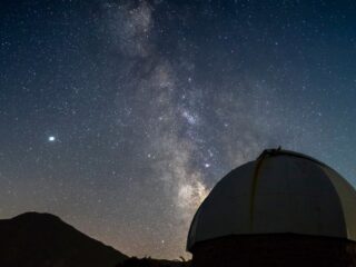 Chile en riesgo de perder liderazgo en astronomía por planta de hidrógeno verde: Comunidad científica propone soluciones