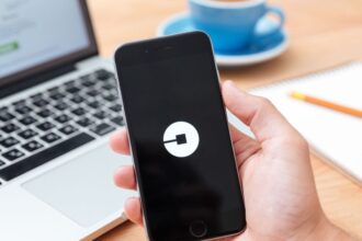 Ley Uber en Chile desde 2024: Nueva regulación promete seguridad y equidad laboral, enfrentando oposición de grandes plataformas