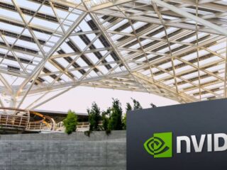 DeepSeek causa pánico en Wall Street tras caída de Nvidia