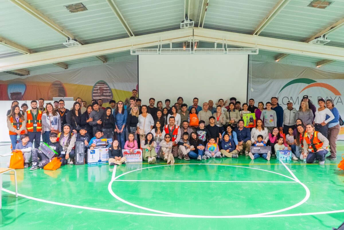 Lomas Bayas abre sus puertas a las familias: Una experiencia en el corazón de la minería del cobre 