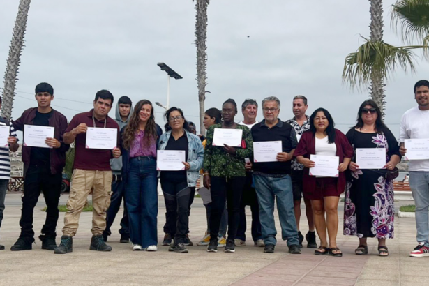 60 vecinos y vecinas de Tierra Amarilla y Caldera certifican curso de soldadura con apoyo de Minera Candelaria