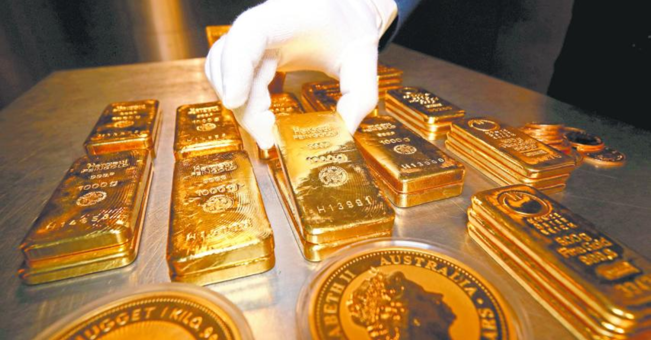 "El precio del oro alcanza máximo histórico por aranceles de Trump"