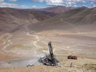 Exploración en Filo Del Sol: Descubren potencial mineral en Chile y Argentina