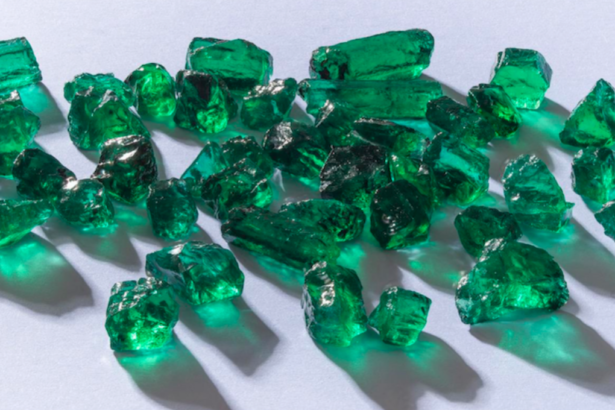 Gemfields detiene ventas de esmeraldas en Zambia por impuestos gubernamentales