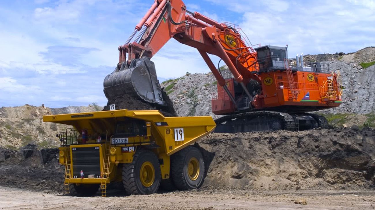 Alerta en Perú: Sobrerregulación Minera Amenaza la Producción de Cobre y Zinc hacia 2040