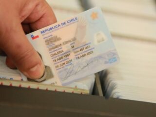 Chile Lanza Nuevo Carnet de Identidad con Versión Digital y Avanzadas Medidas de Seguridad