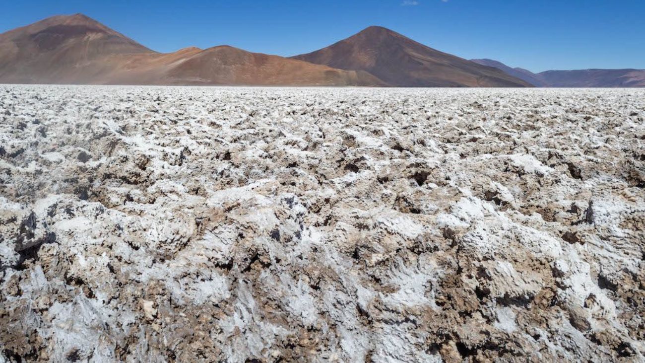 Chile avanza en la Estrategia Nacional del Litio con nuevo contrato de operación en Salares Altoandinos