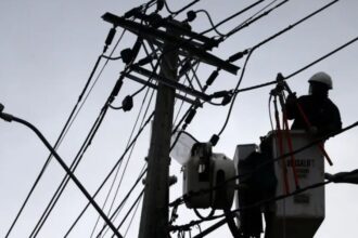 Enel Compensará a 800 Mil Hogares con $17 Mil Millones Tras Cortes de Luz en Región Metropolitana