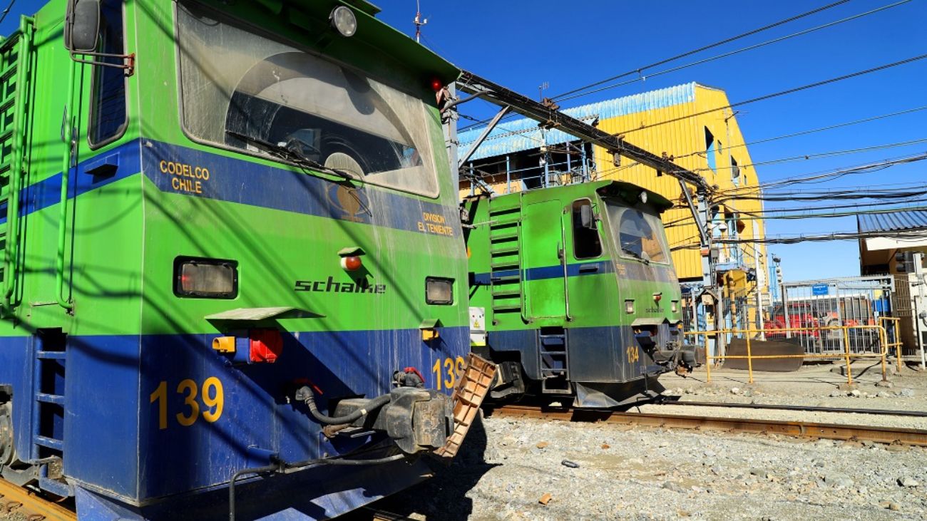 División El Teniente optimiza capacidad de carga de carros de ferrocarril con innovadora película antiadherente