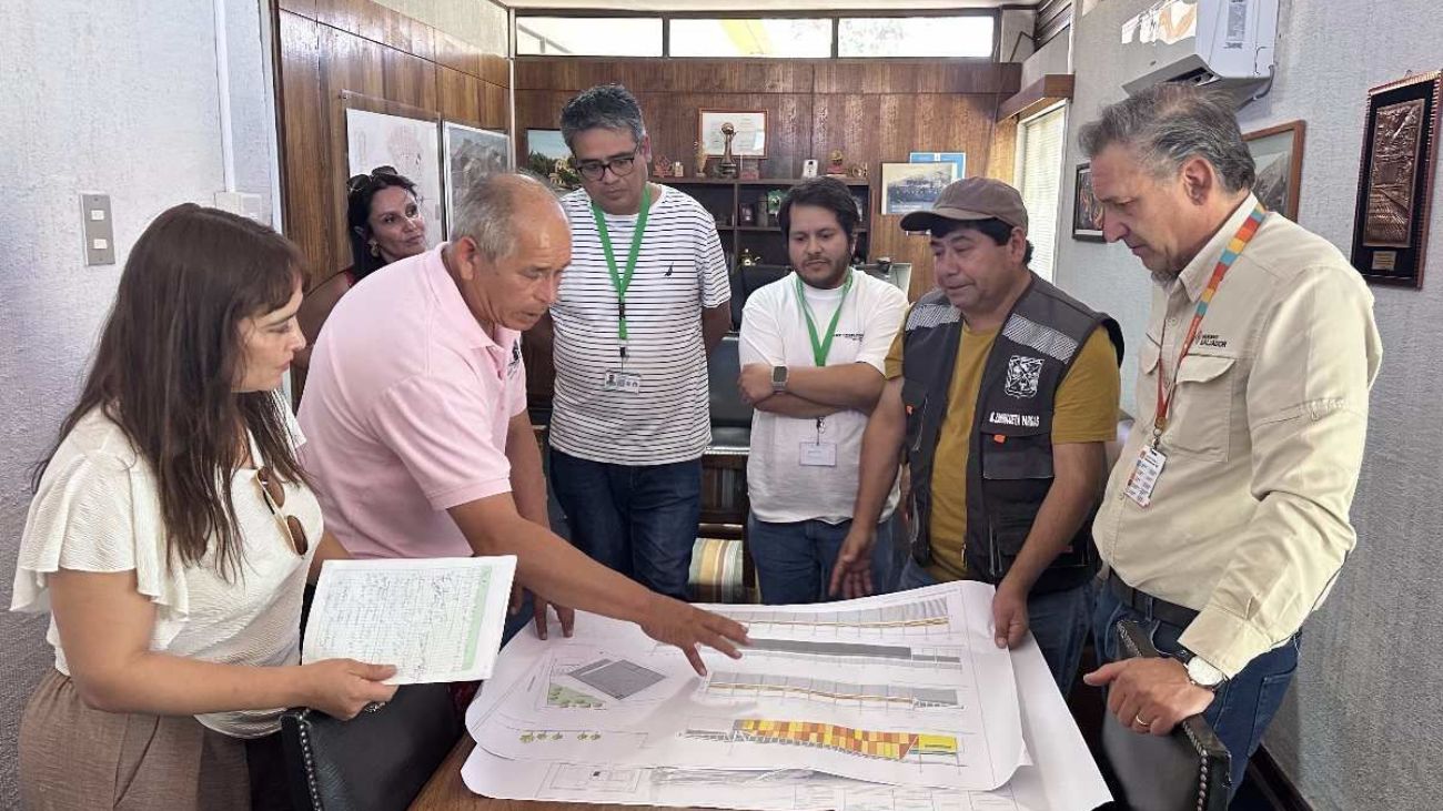 Diego de Almagro y Codelco impulsan desarrollo en El Salvador: Nuevos servicios y expansión municipal mejoran calidad de vida en campamento minero