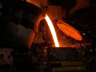 Anglo American Reporta EBITDA de US$8.500 Millones en 2024, a Pesar de la Caída en Producción de Cobre en Chile