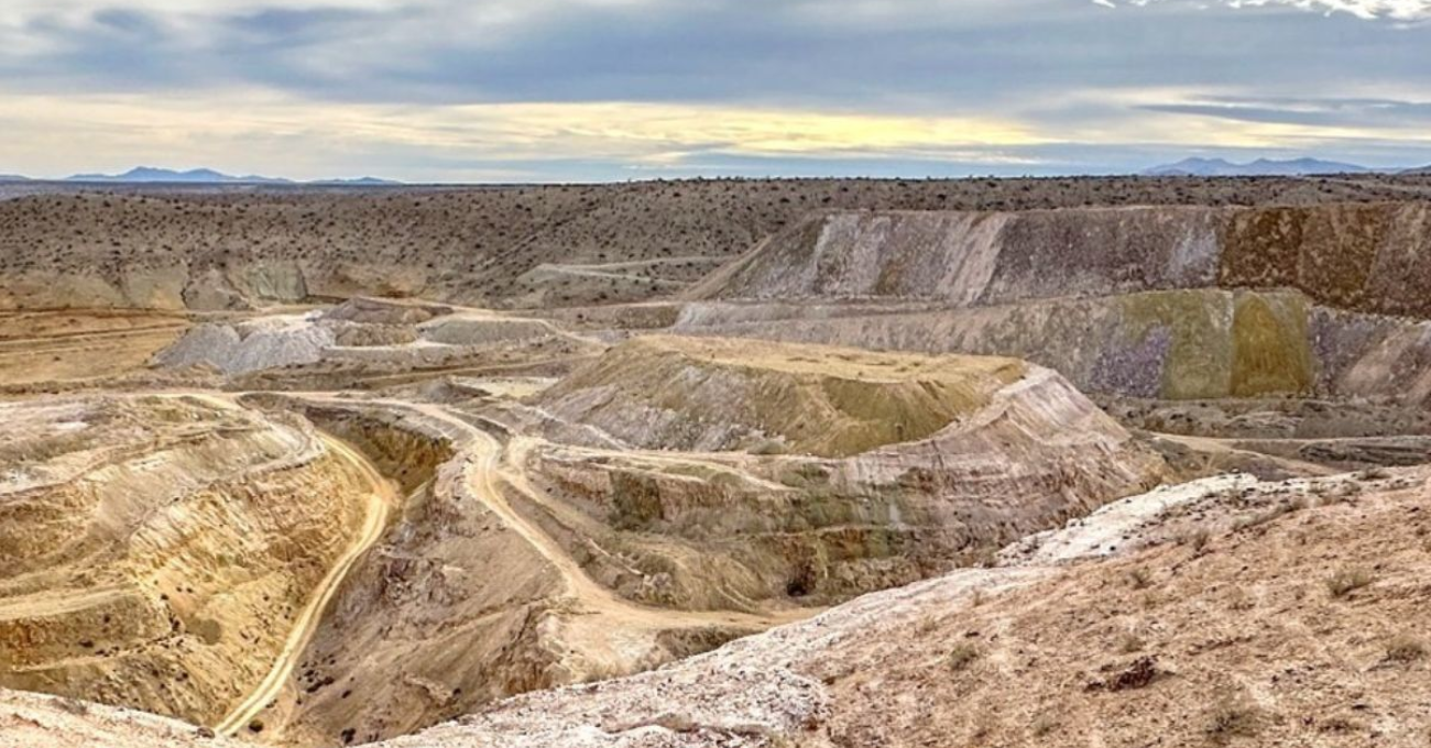 Descubrimiento en La Verde: Potencial económico en yacimiento de pórfido de cobre.