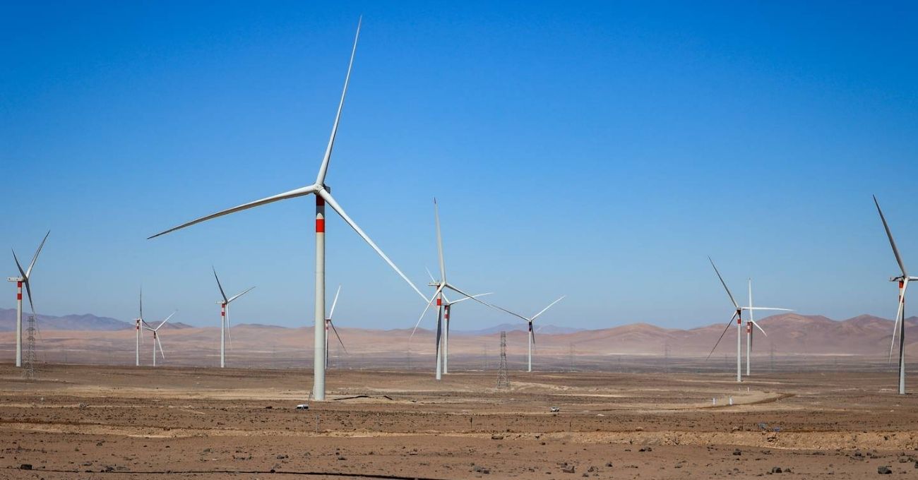 Inauguran el mayor parque eólico de Chile con 140 aerogeneradores en Taltal