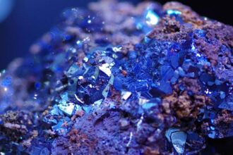 Hallan en Chile un mineral que podría transformarlo en segundo productor a nivel mundial: la carrera por el oro azul empezó